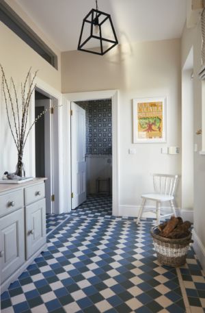 Hallway.tiling,side cabinet,wall mirror.pendant light